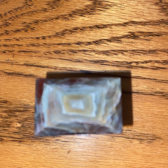 Red moss agate tower - Picture 5 of 5